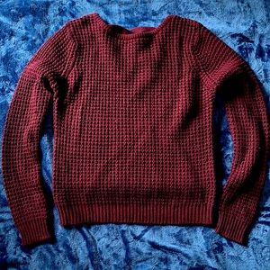 Maroon Sweater ❤️